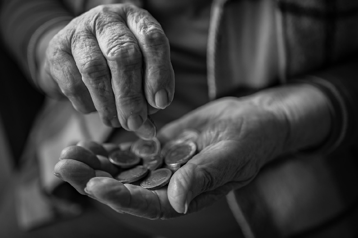 Aumento pensione minima 2026: le novità sugli importi mensili per gli aventi diritto