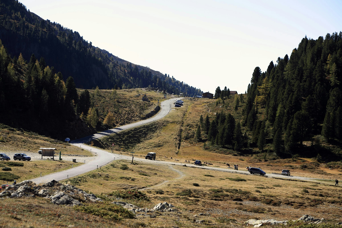 Nel cuore delle Alpi altoatesine, un borgo incantato dove l’inverno regala atmosfere uniche da vivere