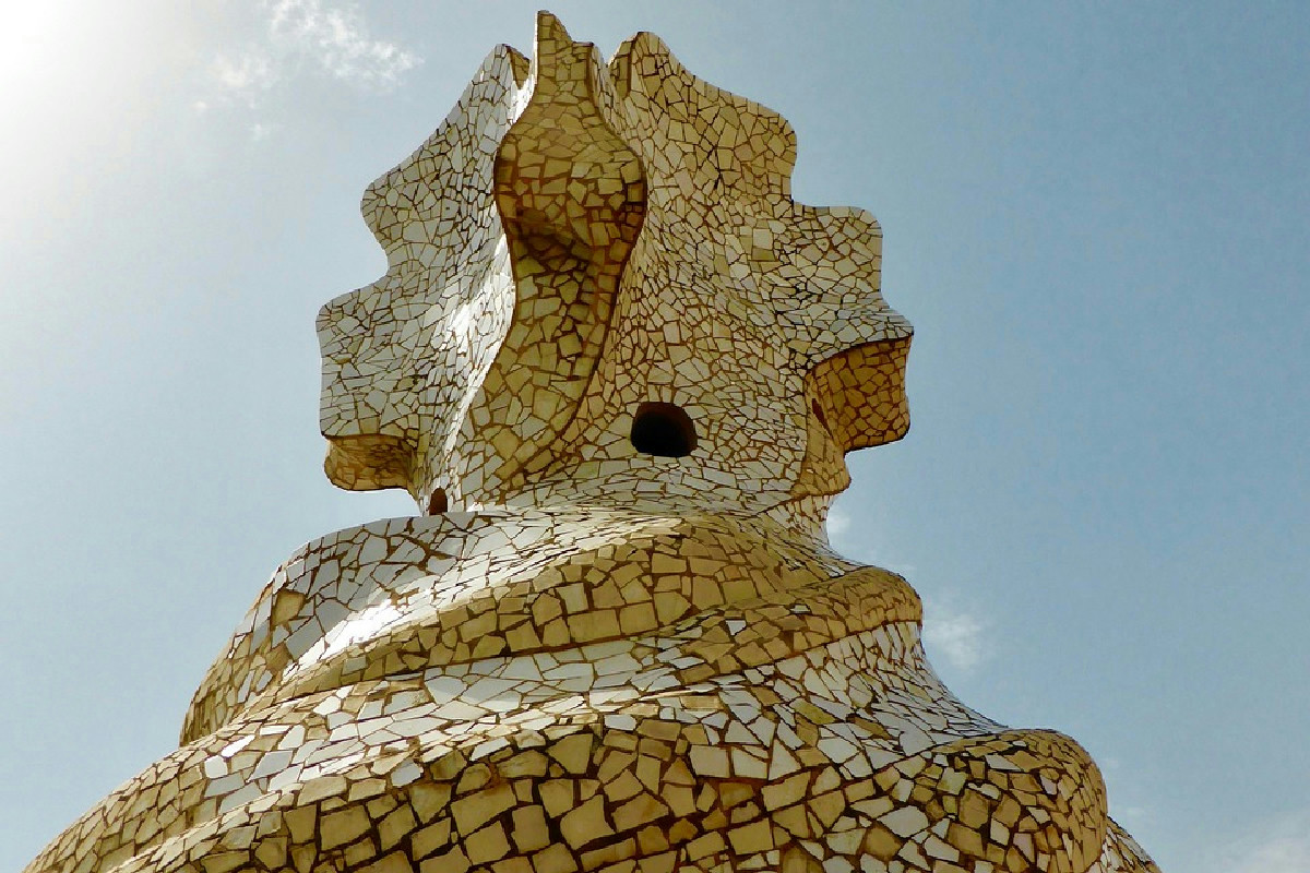 La Sagrada Familia in Spagna raggiunge un record: è la chiesa più alta del mondo con 163 metri