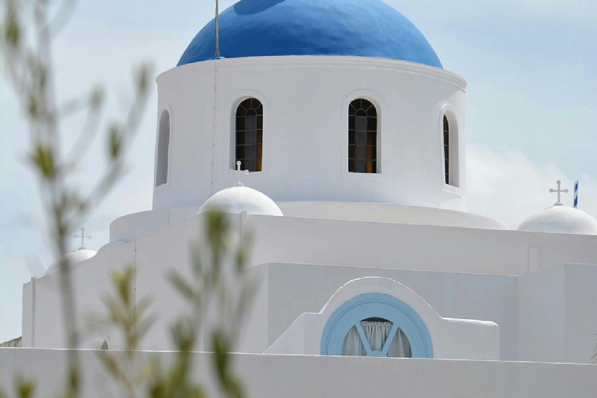 Spiagge turchesi e antichi racconti: viaggio nelle isole greche dal fascino senza tempo