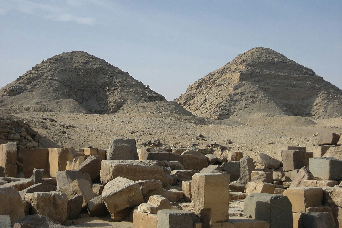 Un tesoro dal deserto egiziano emerge: il tempio solare di Nyuserre torna alla luce oggi